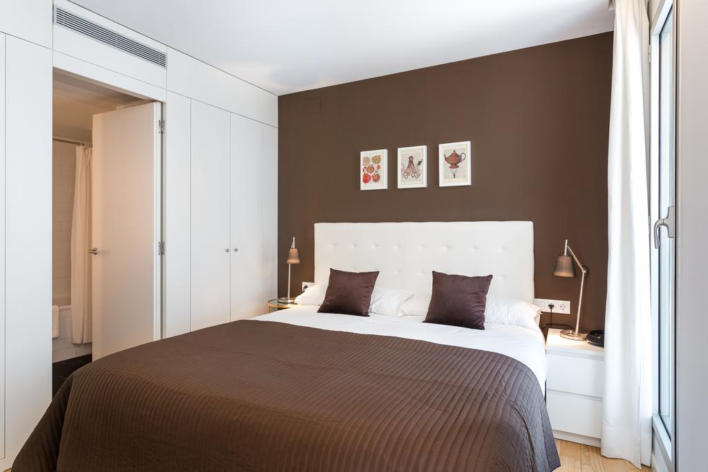 Urban District Apartments - Rambla Suites & Pool Barcelona Zewnętrze zdjęcie