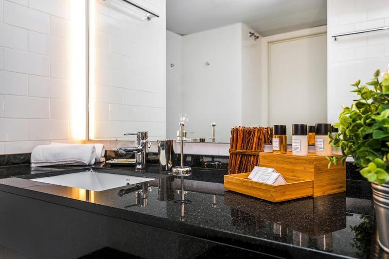 Urban District Apartments - Rambla Suites & Pool Barcelona Zewnętrze zdjęcie