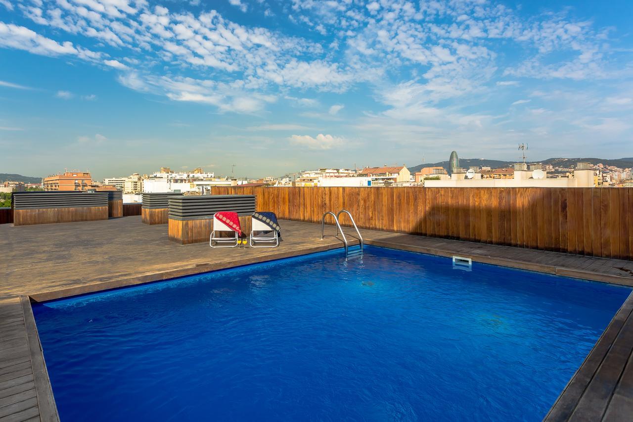 Urban District Apartments - Rambla Suites & Pool Barcelona Zewnętrze zdjęcie