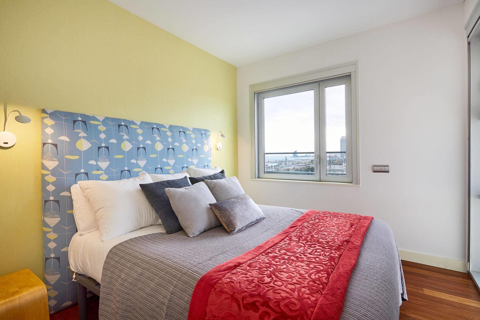 Urban District Apartments - Rambla Suites & Pool Barcelona Zewnętrze zdjęcie